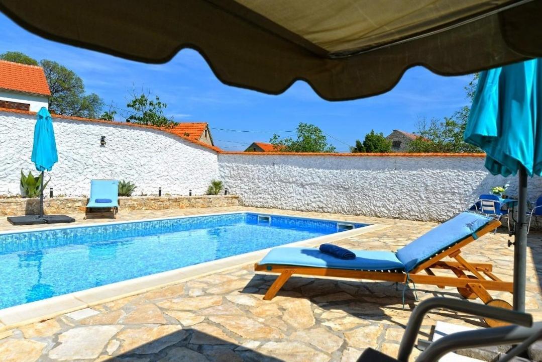 House Vidamo - Vacation Home With Swimming Pool Mala Cista Exteriér fotografie